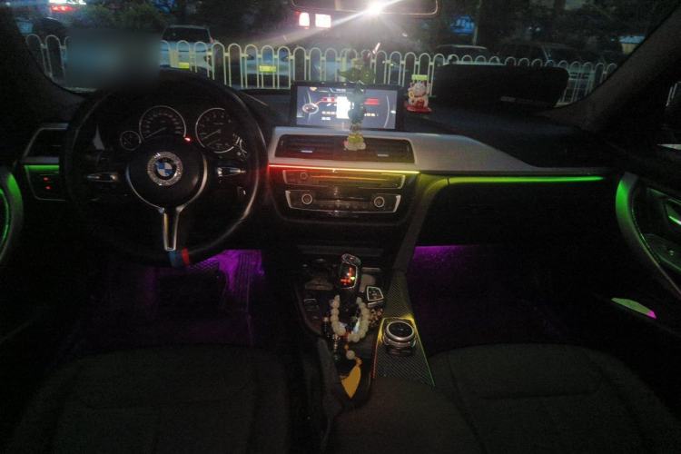 Used BMW 3 Series 2016 320Li Fashion Model Center Console