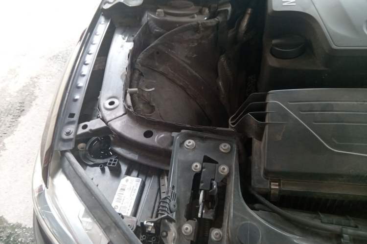 Used BMW 3 Series 2016 320Li Ambition Model Engine Bay Right