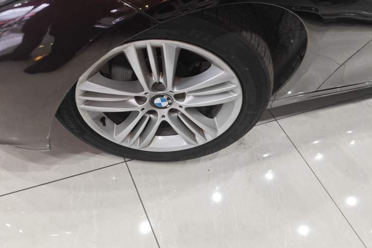 Used BMW 3 Series 2016 320Li Fashion Model Exterior 4