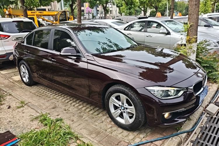 Used BMW 3 Series 2016 316Li Fashion Model Front Right 45 Deg