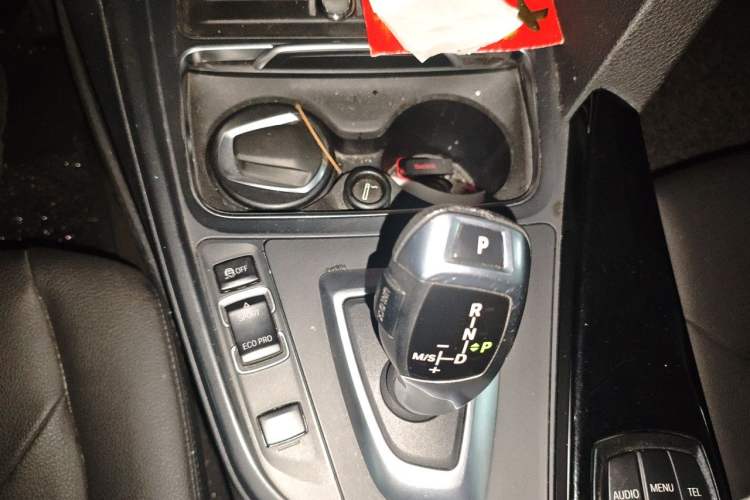 Used BMW 3 Series 2016 320Li Ambition Model Gear Lever