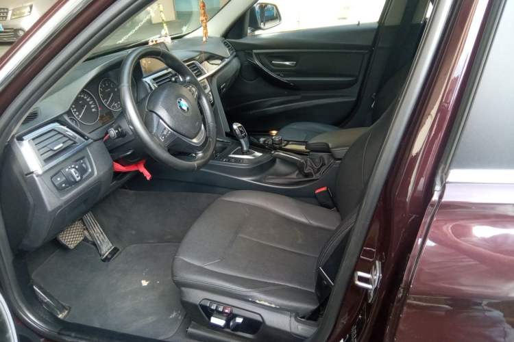Used BMW 3 Series 2016 320Li Ambition Model Left Front Seat