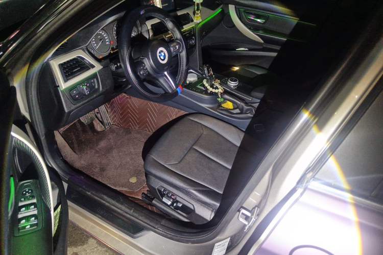 Used BMW 3 Series 2016 320Li Fashion Model Left Front Seat