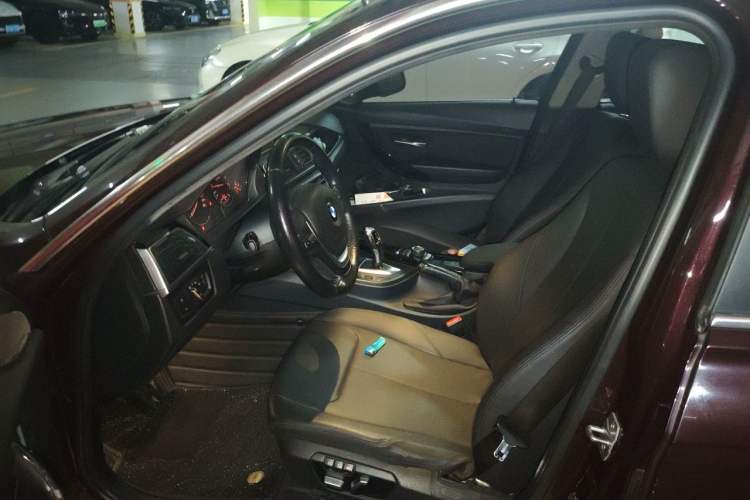 Used BMW 3 Series 2016 320Li Ambition Model Left Front Seat