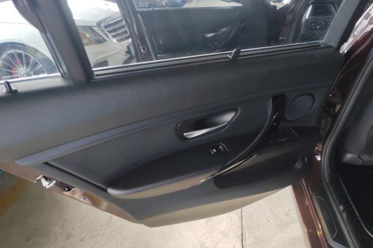 Used BMW 3 Series 2016 320Li Fashion Model Left Rear Door Interior