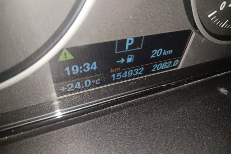 Used BMW 3 Series 2016 320Li Fashion Model Odometer Close Up