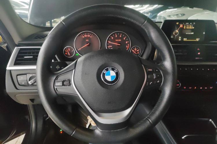 Used BMW 3 Series 2016 320Li Fashion Model Steering Wheel