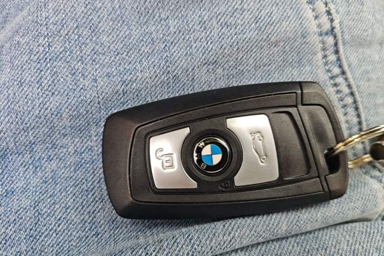 Used BMW 3 Series 2016 316Li Fashion Model Vehicle Key