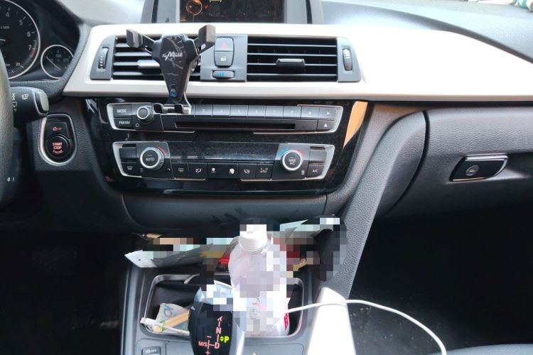 Used BMW 3 Series 2016 320Li Ambition Model Audio And AC Panel