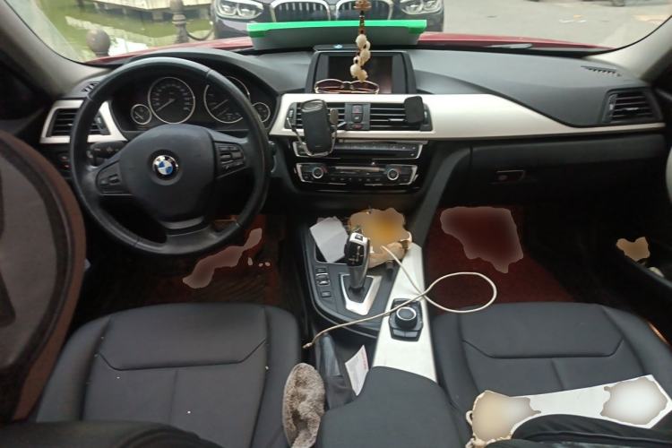 Used BMW 3 Series 2016 320Li Ambition Model Center Console