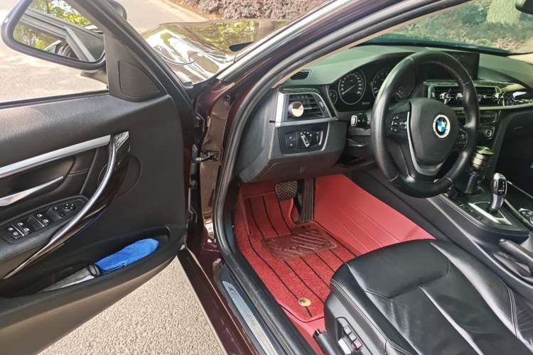Used BMW 3 Series 2016 320Li Luxury Design Package Driver Seat
