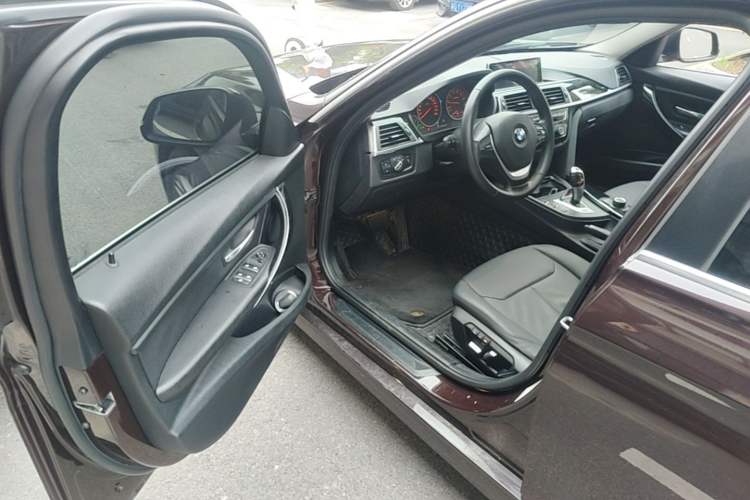 Used BMW 3 Series 2016 320Li Ambition Model Driver Seat