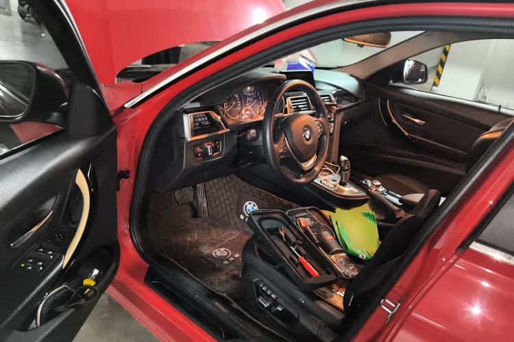 Used BMW 3 Series 2016 320i Fashion Model Driver Seat