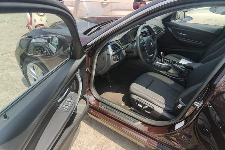 Used BMW 3 Series 2016 320Li Ambition Model Driver Seat