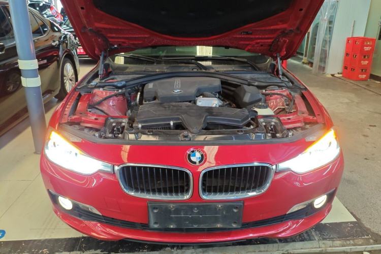 Used BMW 3 Series 2016 320Li Ambition Model Engine Bay