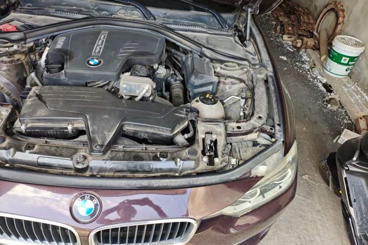 Used BMW 3 Series 2016 320Li Fashion Model Engine Bay Left