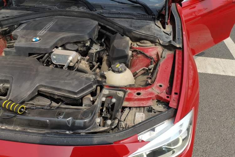 Used BMW 3 Series 2016 320Li Ambition Model Engine Bay Left