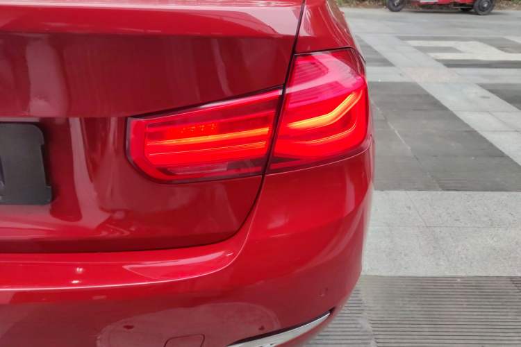Used BMW 3 Series 2016 316Li Fashion Model Exterior 6