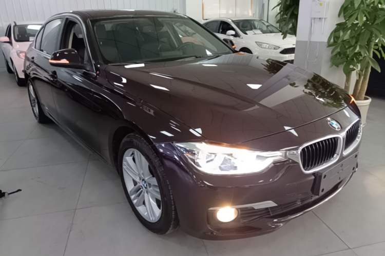 Used BMW 3 Series 2016 320Li Fashion Model Front Right 45 Deg