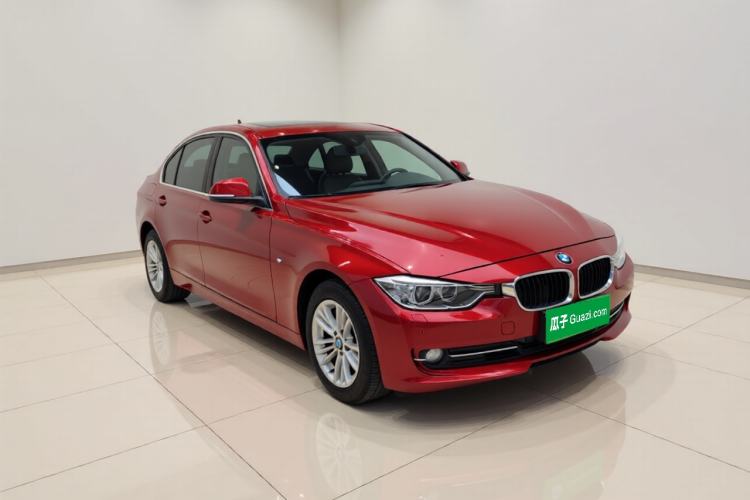 Used BMW 3 Series 2016 316Li Fashion Model Front Right 45 Deg