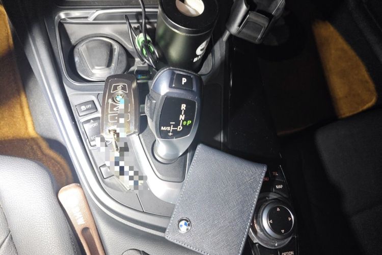 Used BMW 3 Series 2016 320Li Fashion Model Gear Lever
