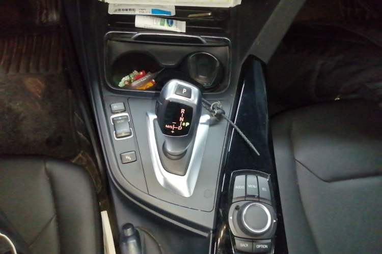 Used BMW 3 Series 2016 316Li Fashion Model Gear Lever