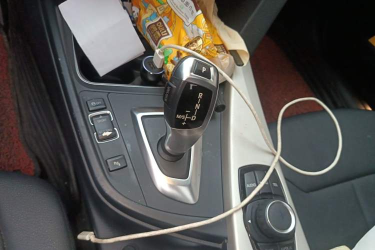 Used BMW 3 Series 2016 320Li Ambition Model Gear Lever