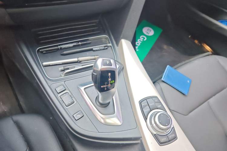 Used BMW 3 Series 2016 320Li Ambition Model Gear Lever