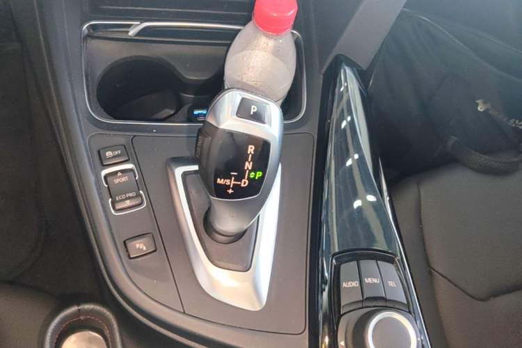 Used BMW 3 Series 2016 320Li Ambition Model Gear Lever