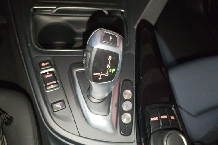 Used BMW 3 Series 2016 320Li Ambition Model Gear Lever