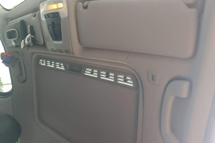 Used BMW 3 Series 2016 320Li Ambition Model Headliner