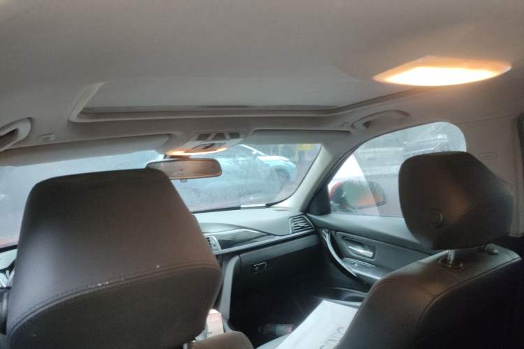 Used BMW 3 Series 2016 320i Fashion Model Headliner