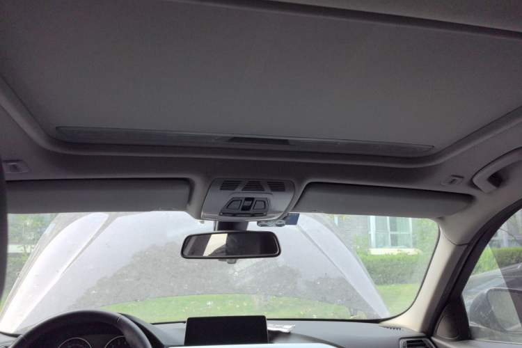 Used BMW 3 Series 2016 328Li Fashion Model Headliner