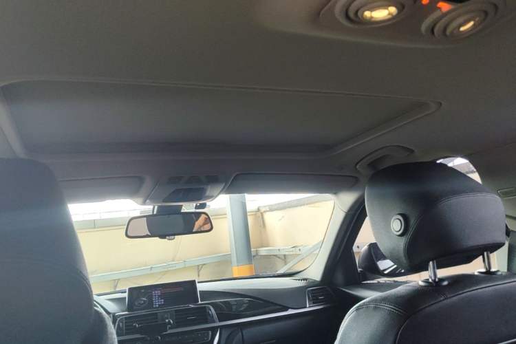 Used BMW 3 Series 2016 320Li Ambition Model Headliner