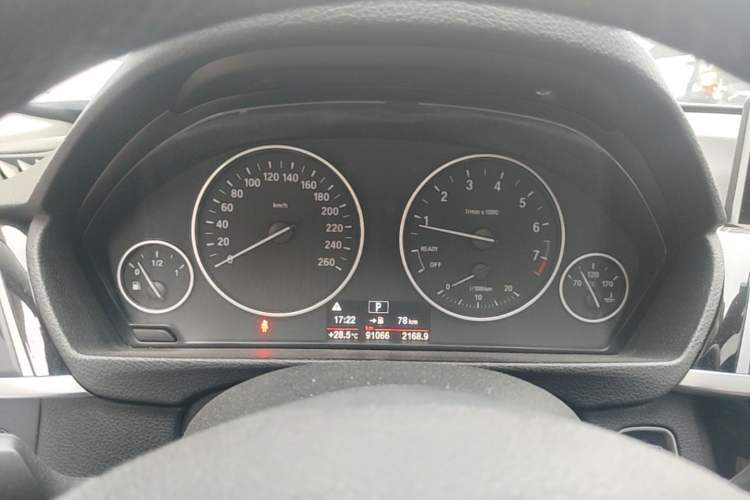 Used BMW 3 Series 2016 320Li Ambition Model Instrument Cluster