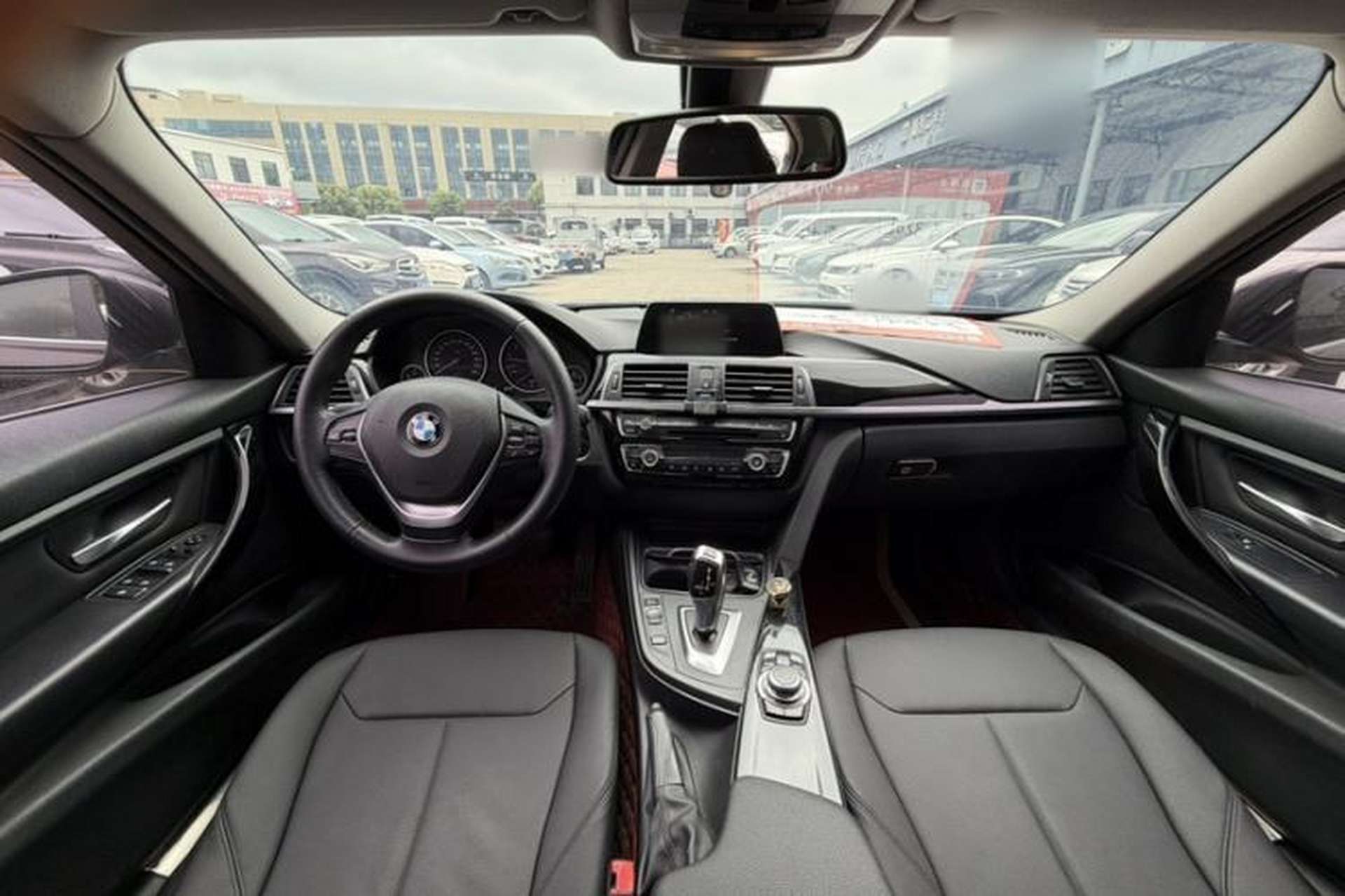 Used BMW 3 Series 2016 320Li Fashion Model Interior 1
