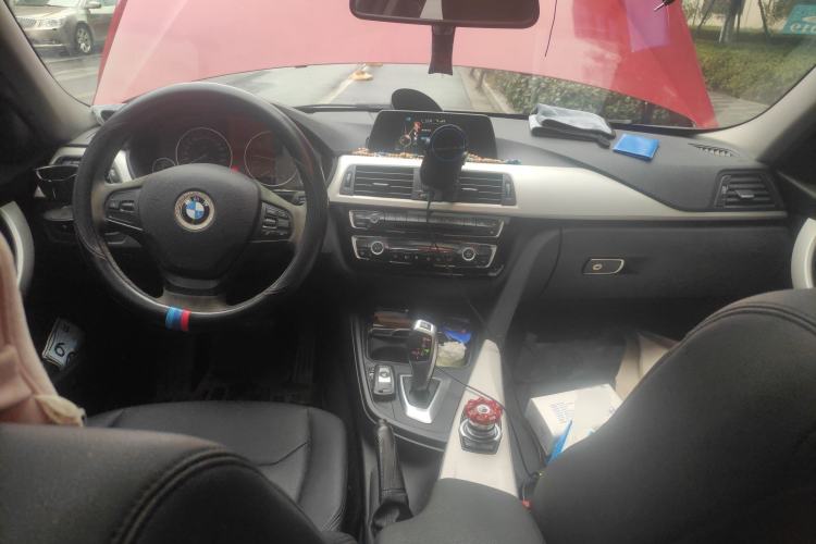 Used BMW 3 Series 2016 320i Fashion Model Interior 2