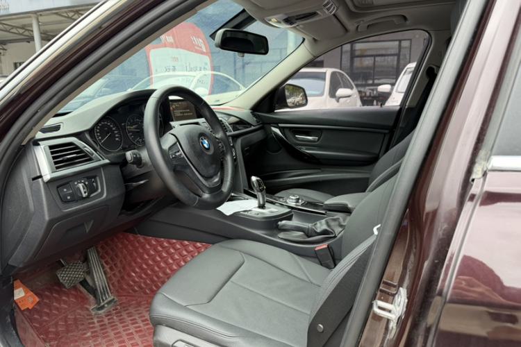 Used BMW 3 Series 2016 320Li Fashion Model Interior 2