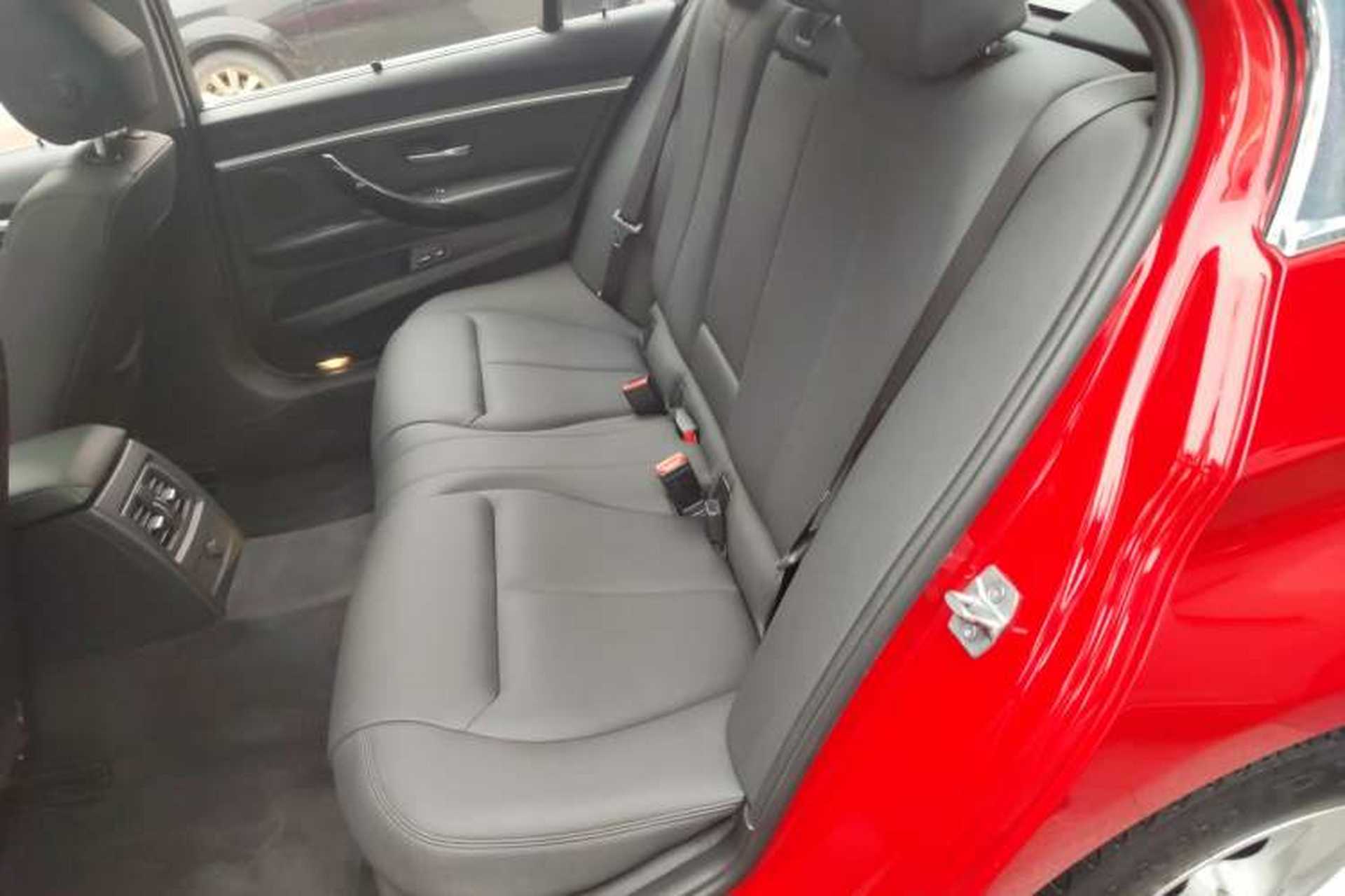 Used BMW 3 Series 2016 316Li Fashion Model Interior 4
