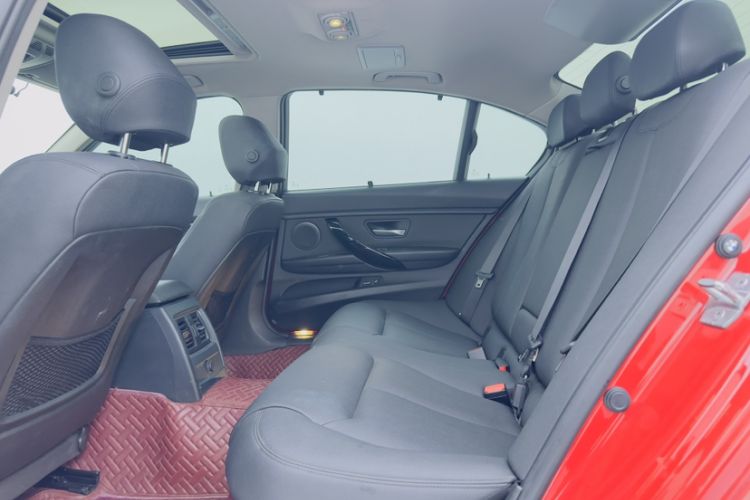 Used BMW 3 Series 2016 320Li Ambition Model Interior 4