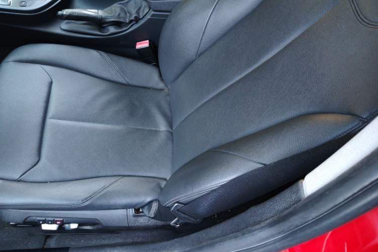 Used BMW 3 Series 2016 320Li Ambition Model Left Front Seat