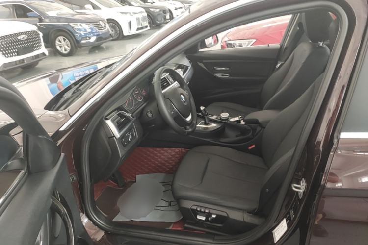 Used BMW 3 Series 2016 320Li Ambition Model Left Front Seat