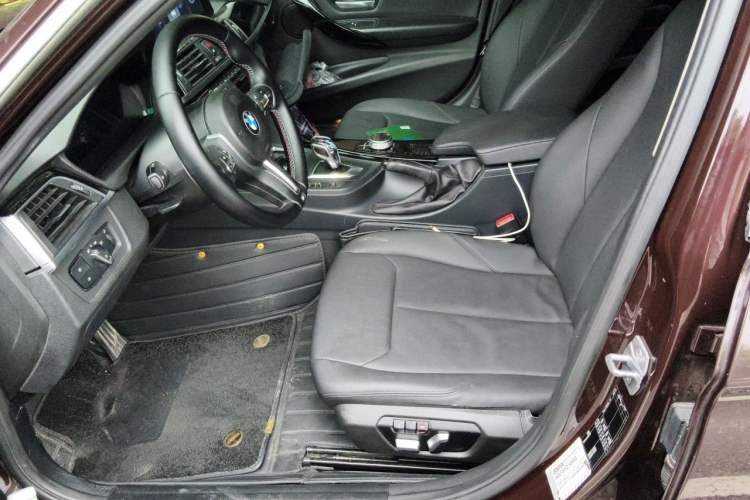 Used BMW 3 Series 2016 320Li Ambition Model Left Front Seat