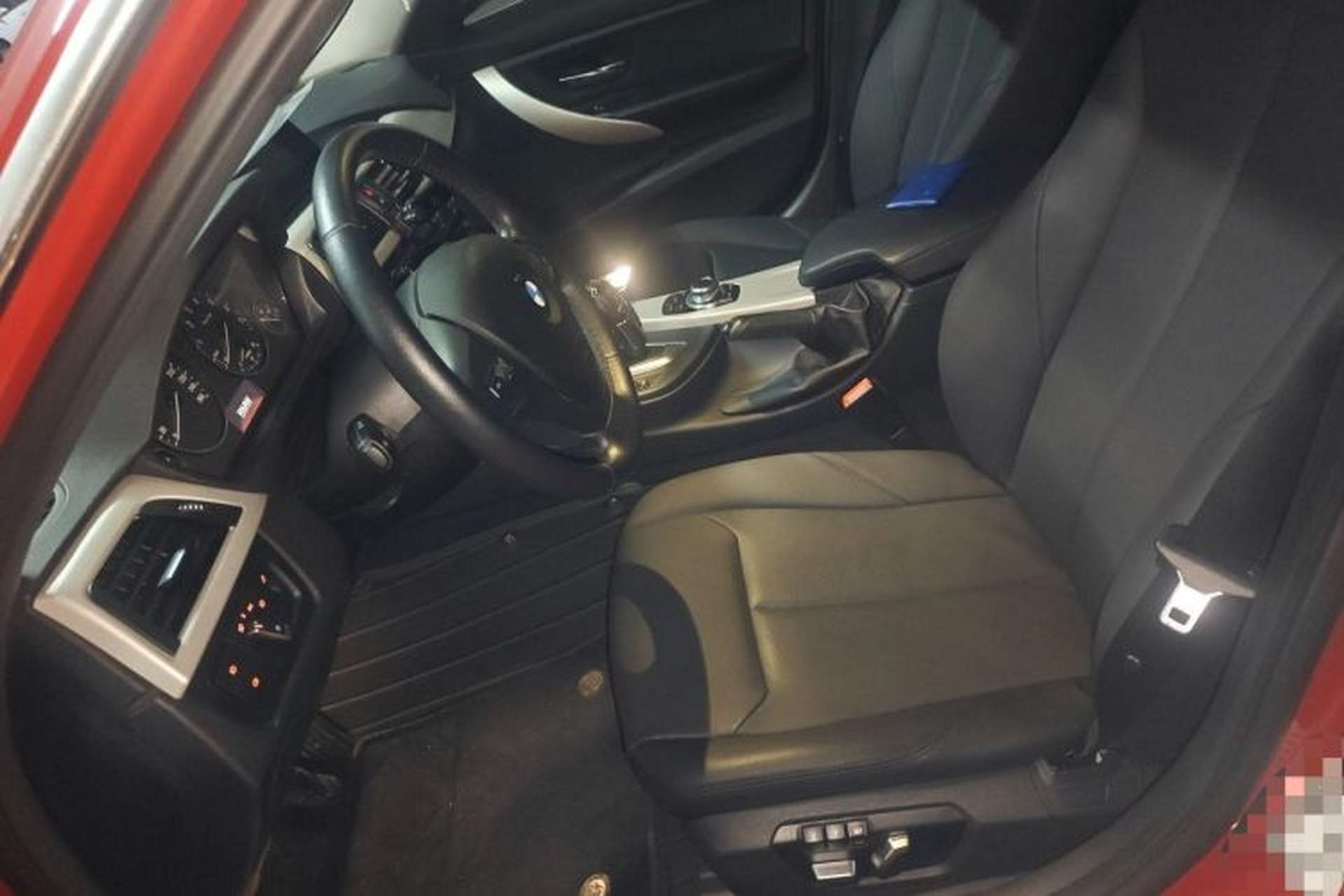 Used BMW 3 Series 2016 320Li Fashion Model Left Front Seat