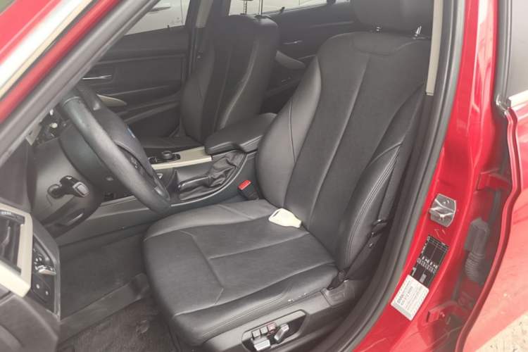 Used BMW 3 Series 2016 320Li Ambition Model Left Front Seat