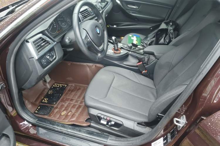 Used BMW 3 Series 2016 320Li Ambition Model Left Front Seat