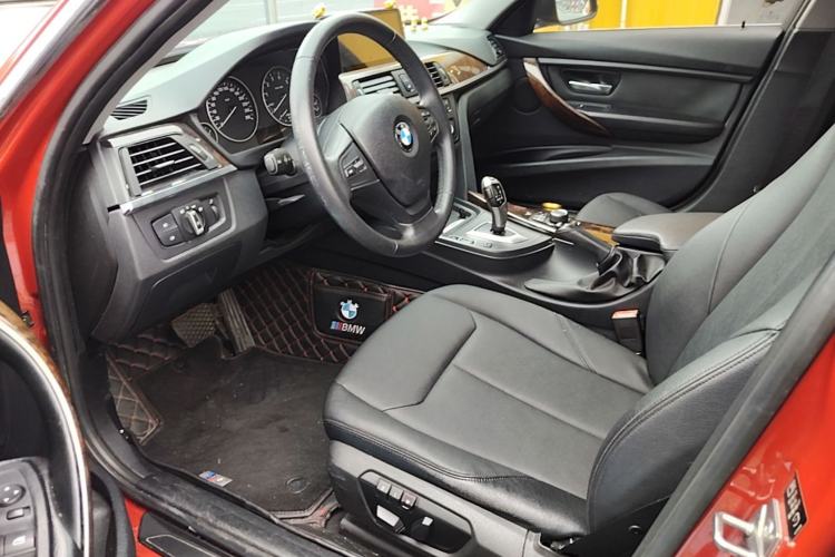 Used BMW 3 Series 2016 320Li Ambition Model Left Front Seat