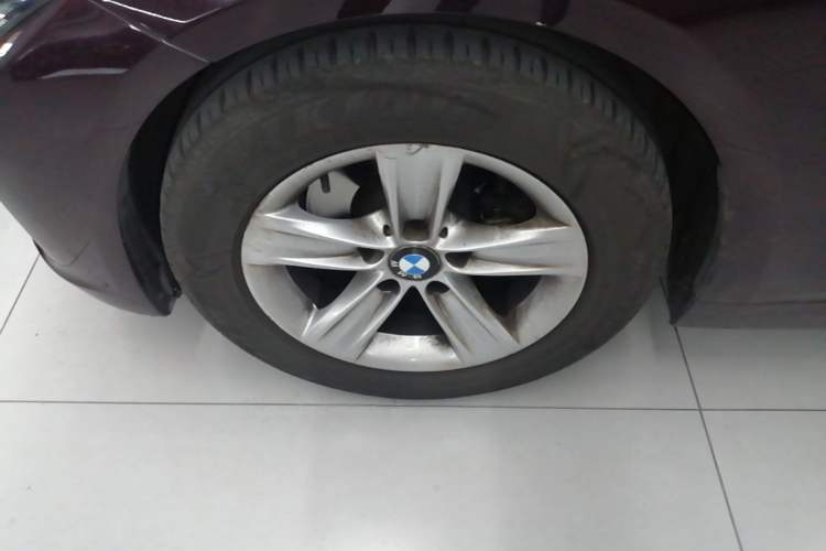 Used BMW 3 Series 2016 316Li Fashion Model Left Front Wheel Hub