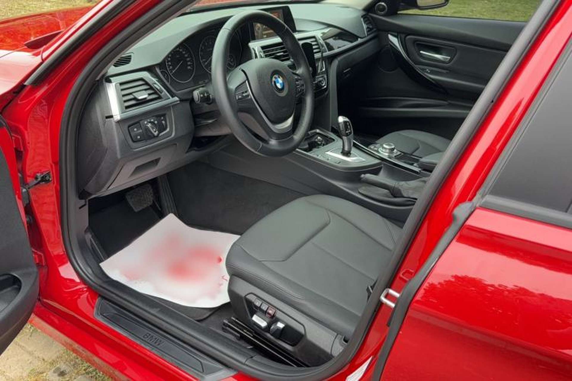 Used BMW 3 Series 2016 320i Fashion Model Left Rear Seat