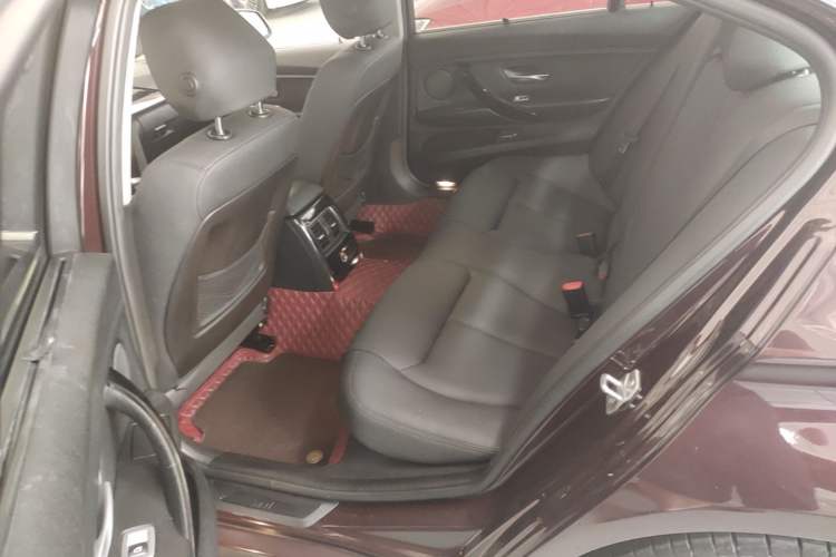 Used BMW 3 Series 2016 320Li Ambition Model Left Rear Seat